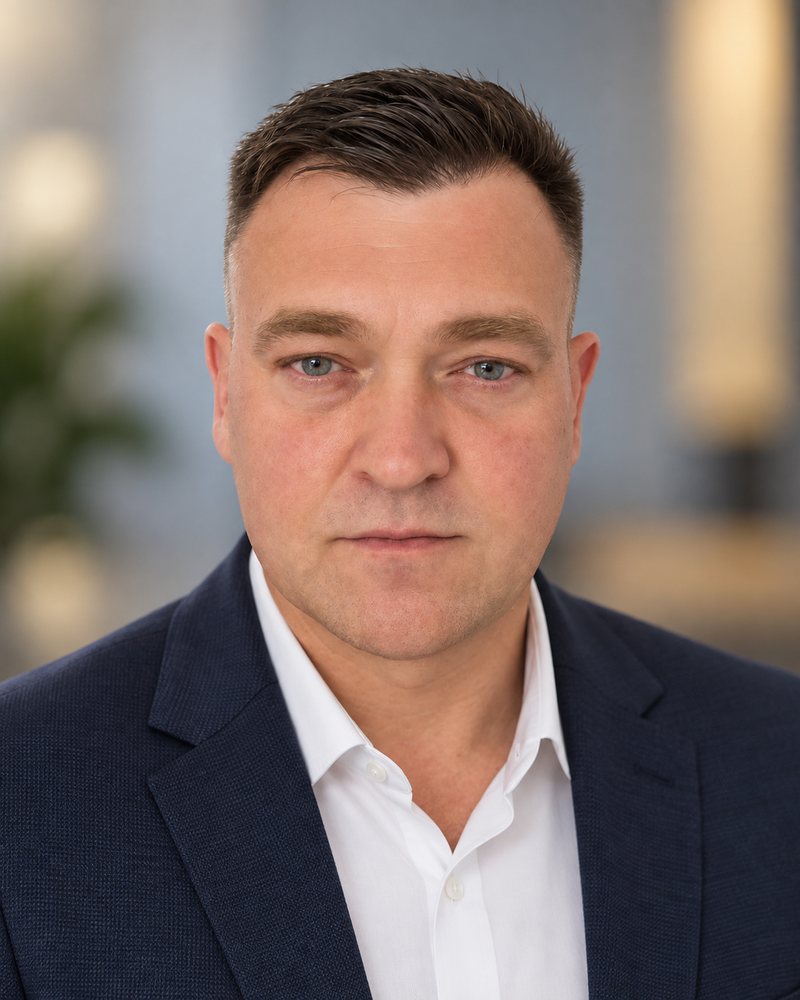 Goran Mikac, portrait